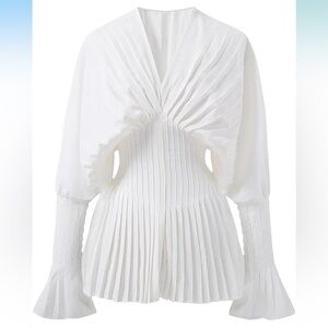 Pleated white puff sleeve blouse